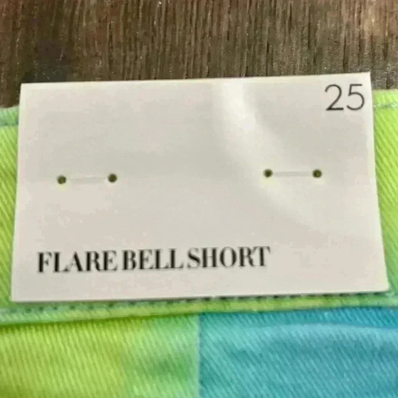 We Wore What Flare Bell Shorts, Stretch Twill Denim in Zvi Tie Tye. Size 25. NWT - Picture 11 of 16